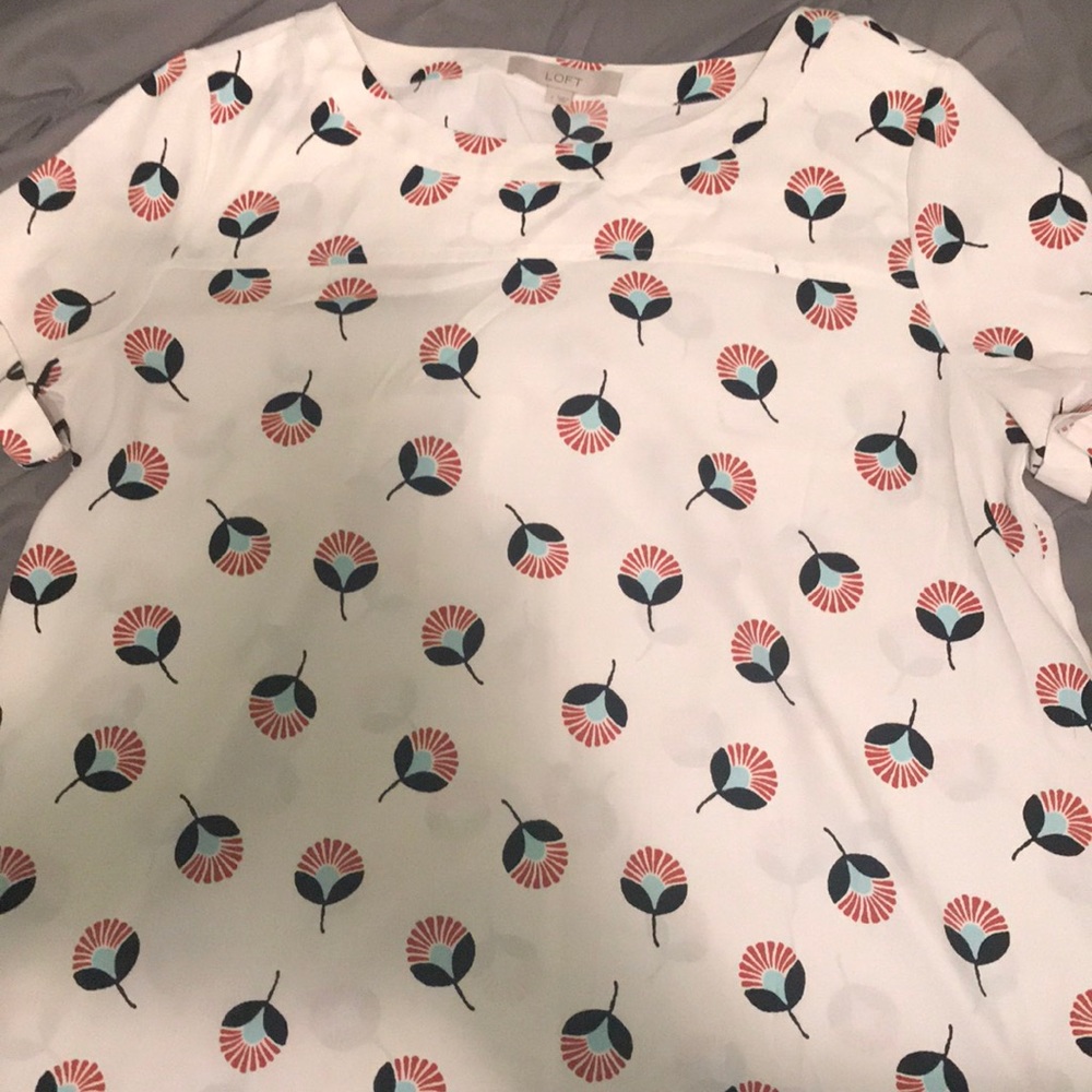 NWOT. Loft blouse